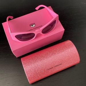Chiara Ferragni Limited edition pink sunglasses
